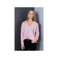 Bluza Basic V-neck Sweet Rose. Różowe bluzy damskie Hello rabbit, bez wzorów, z bawełny, bez rękawów, bez kaptura. Za 199,00 zł.