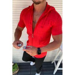 Koszulka męska BOBO RED. Czerwone bluzy męskie Koszulka męska BOBO RED, s, bez wzorów, bez kołnierzyka, bez rękawów. W wyprzedaży za 79,00 zł.