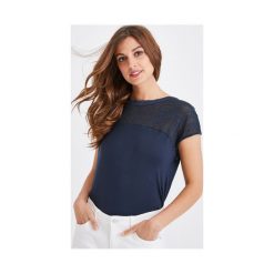 T-shirt damski. Szare bluzki damskie Promod, uniwersalny, bez wzorów, z tkaniny, bez kołnierzyka. Za 39,00 zł.