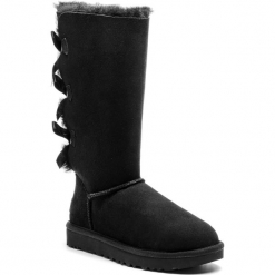 Buty UGG - W Bailey Bow Tall II 1016434 W/Blk. Czarne kozaki damskie Ugg, na zimę, ze skóry, na niskim obcasie, bez zapięcia. Za 1259,00 zł.