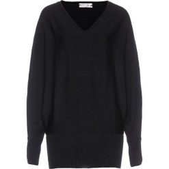 Swetry klasyczne damskie: Sweter bonprix czarny