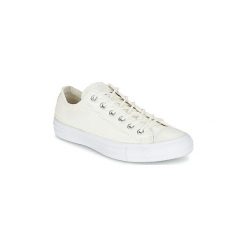 Buty Converse CHUCK TAYLOR ALL STAR CRAFT CUIR OX. Białe trampki i tenisówki damskie marki Converse, bez wzorów, bez zapięcia. Za 303,20 zł.