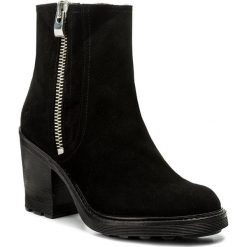 Botki BRONX - 33741-AK BX 554 Black/Taupe 285. Czarne botki damskie skórzane marki Bronx. W wyprzedaży za 229,00 zł.