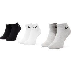 Zestaw 3 par niskich skarpet unisex NIKE - SX7677 901 Biały Czarny Szary. Szare skarpetki damskie Nike, bez wzorów, z elastanu. Za 49,00 zł.