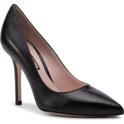 Szpilki LIU JO - Marilyn Decollate '100 SXX123 P0062 Black 22222. Czarne półbuty damskie Liu Jo, bez wzorów, ze skóry, eleganckie, bez obcasa, na obcasie, bez zapięcia. W wyprzedaży za 519,00 zł.