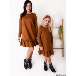Sukienka Damska Mama i Córka LM49/1. Sukienki damskie Pakamera, s, bez wzorów, z okrągłym kołnierzem, z długim rękawem, długie, midi. Za 109,00 zł.