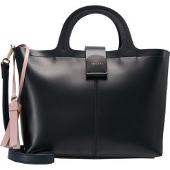 Inyati IRIS Torebka midnight blue. Niebieskie torebki klasyczne damskie marki Inyati, bez wzorów, bez dodatków. Za 419,00 zł.