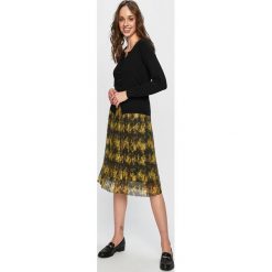Only - Spódnica. Żółte spódniczki damskie ONLY, s, bez wzorów, z elastanu, z podwyższonym stanem, midi, rozkloszowane. Za 149,90 zł.