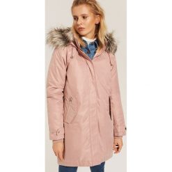 Ocieplana parka - Różowy. Różowe parki damskie House, s. Za 299,99 zł.