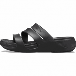 Crocs klapki damskie Monterey Wedge W (206304) 41/42 czarne. Czarne klapki damskie Crocs, z aplikacjami, bez obcasa. W wyprzedaży za 169,00 zł.