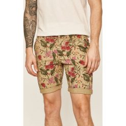 Pepe Jeans - Szorty Queen. Zielone spodenki i szorty męskie Pepe Jeans, bez wzorów, z bawełny, casualowe. W wyprzedaży za 149,90 zł.