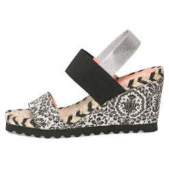 Desigual Sandały Damskie Ibiza Save The Que 39 Czarny. Czarne sandały damskie marki Desigual, bez wzorów, bez obcasa, bez zapięcia. W wyprzedaży za 224,00 zł.