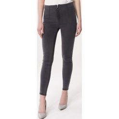 Szare Jeansy Possibilities. Szare jeansy damskie Born2be, s, bez wzorów, z jeansu, z podwyższonym stanem. Za 39,99 zł.