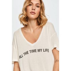 Answear Lab - T-shirt. Białe bluzki damskie Answear Lab, s, z nadrukiem, z bawełny, bez kołnierzyka. Za 49,90 zł.