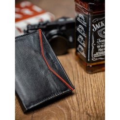 Portfel męski skórzany Always Wild N104-SHP czarny - CZARNY Z CZERWONYM. Czerwone portfele męskie ALWAYS WILD, bez wzorów, ze skóry. Za 34,99 zł.