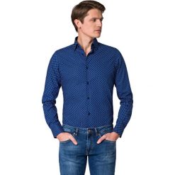 Koszula Granatowa w Mikrowzór Jovita. Koszule męskie LANCERTO, na lato, m, z nadrukiem, z bawełny, eleganckie, bez kołnierzyka, bez rękawów. Za 299,90 zł.