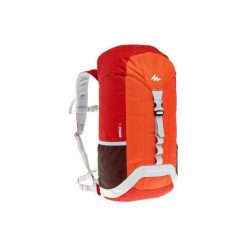 Plecak turystyczny NH100 30 l. Czerwone plecaki męskie marki QUECHUA, z materiału. W wyprzedaży za 34,99 zł.