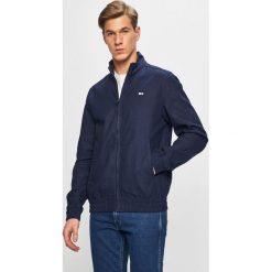 Tommy Jeans - Kurtka. Niebieskie płaszcze męskie marki Tommy Jeans, s, bez wzorów, z bawełny, krótkie, bez kaptura. Za 579,90 zł.