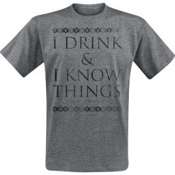 Gra o Tron Tyrion Lannister - I Drink And I Know Things T-Shirt odcienie szarego. Szare koszulki męskie marki Gra o Tron, l, z napisami, z bawełny, bez kołnierzyka. Za 74,90 zł.