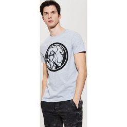T-shirty męskie: T-shirt z grafiką – Jasny szar