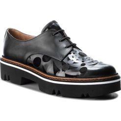 Oxfordy POLLINI - SA10104G06TQ100A Geom/Vit.Nero. Czarne oksfordki damskie marki Pollini, na co dzień, ze skóry ekologicznej, na obcasie. W wyprzedaży za 999,00 zł.