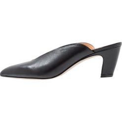 Klapki damskie: Intentionally Blank PER Klapki black