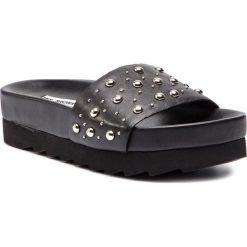 Klapki BRONX - 84737-B BX 1482 Black 01. Czarne klapki damskie Bronx, bez wzorów, ze skóry, bez obcasa. W wyprzedaży za 259,00 zł.