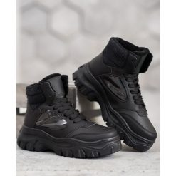 Sznurowane botki fashion. Botki damskie SHELOVET, bez obcasa, na sznurówki. Za 109,00 zł.