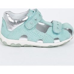 Superfit - Sandały dziecięce. Niebieskie sandały dziewczęce Superfit, ze skóry, z okrągłym noskiem, bez zapięcia. W wyprzedaży za 159,90 zł.