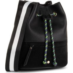 Torebka MONNARI - BAG7030-020 Black. Czarne torebki klasyczne damskie Monnari, z zamszu. W wyprzedaży za 109,00 zł.