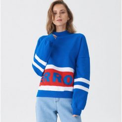 Bluza oversize z napisem - Niebieski. Niebieskie bluzy damskie House, s, z napisami, bez rękawów, bez kaptura. W wyprzedaży za 49,99 zł.
