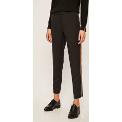 Scotch & Soda - Spodnie. Czarne spodnie damskie Scotch & Soda, s, z haftami, z elastanu. W wyprzedaży za 269,90 zł.