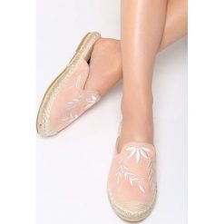 Różowe Klapki Soft Ribbon. Czerwone chodaki damskie vices. Za 49,99 zł.