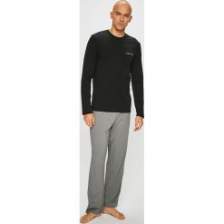 Calvin Klein Underwear - Piżama. Szare piżamy męskie marki Calvin Klein Underwear, m, z nadrukiem, z elastanu. W wyprzedaży za 259,90 zł.