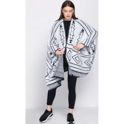 Granatowe Ponczo Endure. Niebieskie poncza Born2be, na jesień, uniwersalny. Za 49,99 zł.