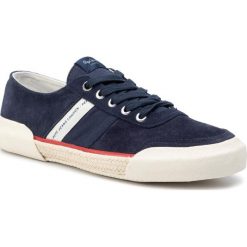 Espadryle Pepe Jeans Cruise Sport Man PMS10251. Niebieskie buty sportowe męskie Pepe Jeans, bez wzorów, z jeansu. W wyprzedaży za 179,00 zł.