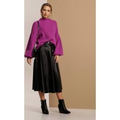 Czarna Spódnica Meer. Czarne spódniczki damskie Renee, s, bez wzorów, midi. Za 129,99 zł.