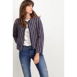 Kurtka w kolorze granatowo-jasnoróżowym. Niebieskie kurtki damskie Garcia, m, w kratkę, bez kaptura. W wyprzedaży za 159,95 zł.