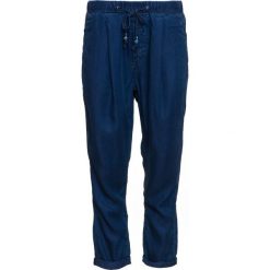 Pepe Jeans jeansy damskie Donna Blue 27 ciemny niebieski. Niebieskie jeansy damskie Pepe Jeans. Za 479,00 zł.
