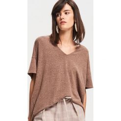 Melanżowa bluzka oversize - Beżowy. Brązowe bluzki damskie marki Reserved, s, bez wzorów, bez kołnierzyka, bez rękawów. Za 59,99 zł.
