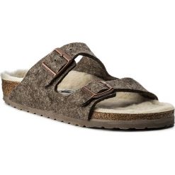 Chodaki damskie: Klapki BIRKENSTOCK - Arizona 1002085 Cacao Happy Lamb Beige