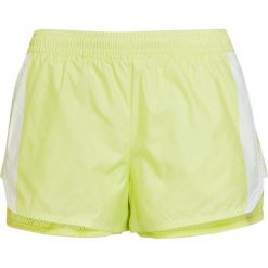 Szorty ADIDAS BY STELLA McCARTNEY M20. Zielone spodenki sportowe damskie adidas by Stella McCartney, m, bez wzorów, z tkaniny, do biegania. Za 270,00 zł.