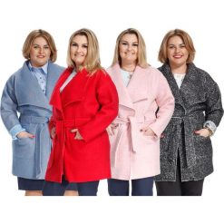 Pudełkowy płaszcz wełniany oversize PLUS SIZE. Niebieskie płaszcze damskie Moda Size Plus Iwanek, na zimę, plus size, bez wzorów, z wełny, eleganckie, plus size. W wyprzedaży za 99,00 zł.