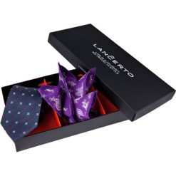 Zestaw Krawat Plus Poszetka. Niebieskie poszetki męskie LANCERTO, w kwiaty, eleganckie. W wyprzedaży za 99,90 zł.
