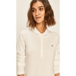 Tommy Hilfiger - Longsleeve. Białe bluzki damskie TOMMY HILFIGER, s, bez wzorów, z elastanu, bez kołnierzyka. Za 299,90 zł.