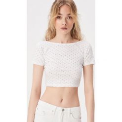 Crop top z dekoltem na plecach - Biały. Białe topy damskie Sinsay, xl, bez wzorów, z dekoltem na plecach. W wyprzedaży za 4,99 zł.