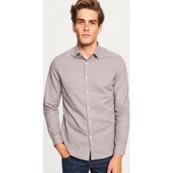 Koszula w kratkę slim fit - Brązowy. Brązowe koszule męskie na spinki Reserved, l, w kratkę. Za 119,99 zł.