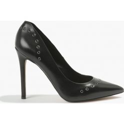 Czółenka Czarne Donna. Czółenka damskie Badura. Za 399,99 zł.