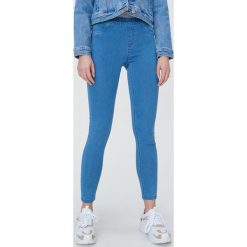Jeansowe jegginsy - Niebieski. Niebieskie jeansy damskie Sinsay, bez wzorów, z jeansu. W wyprzedaży za 25,99 zł.