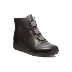 Botki RIEKER 94082-00. Botki damskie Rieker, bez obcasa, bez zapięcia. Za 329,99 zł.